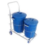 Carrinho pra limpeza com 2 baldes